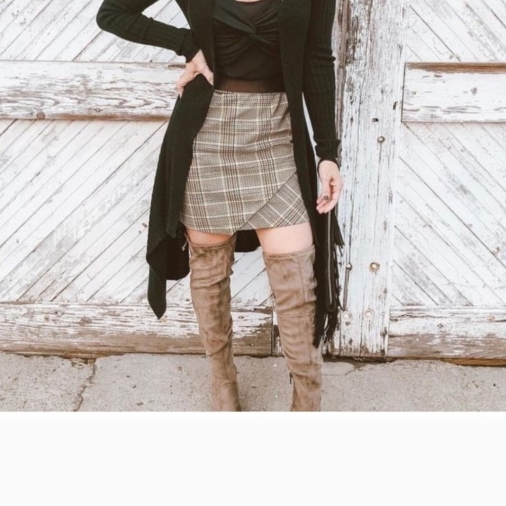 Cabi Pastime Plaid Skirt Women's Medium - Picture 6 of 6